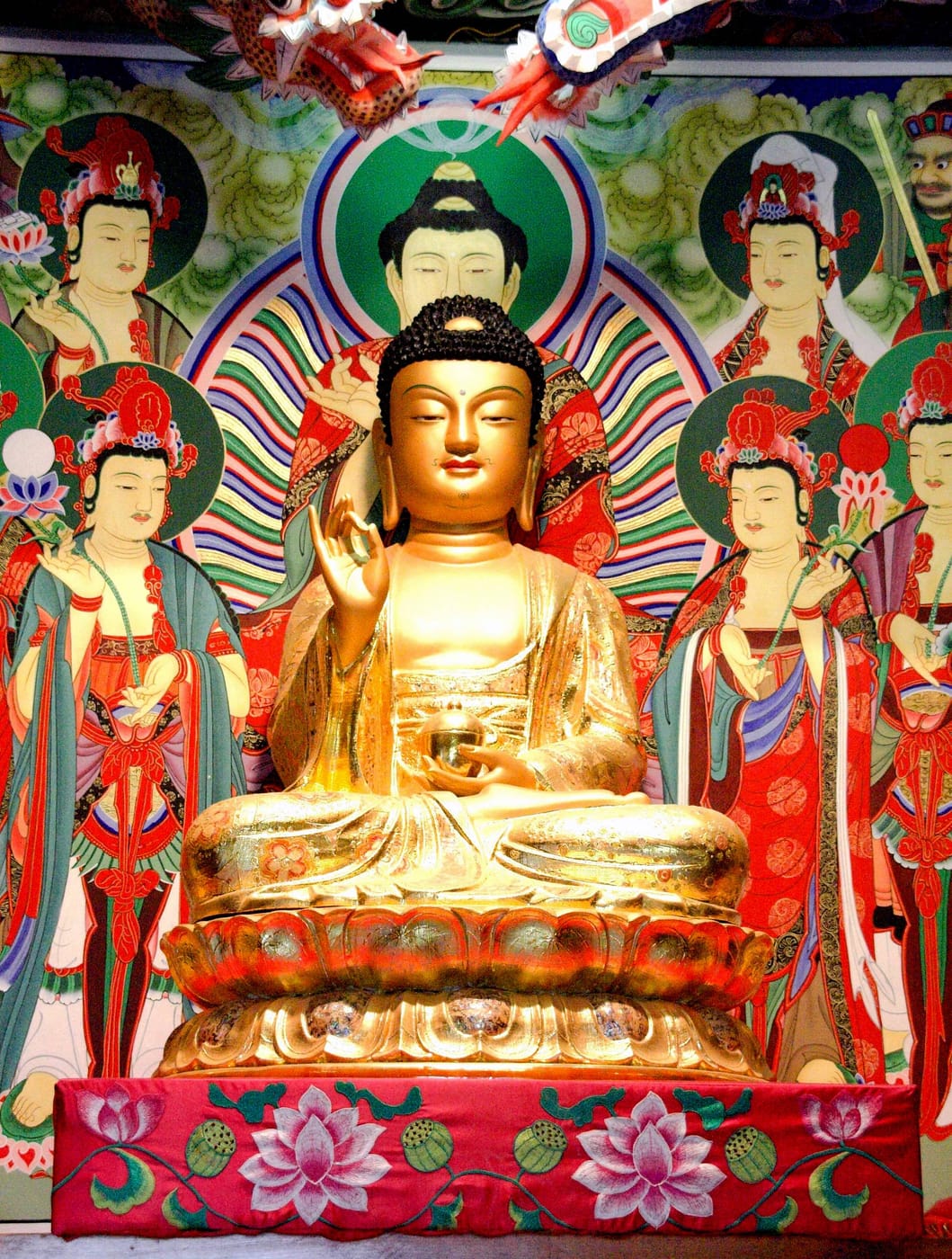 韩国江陵寺药师佛像