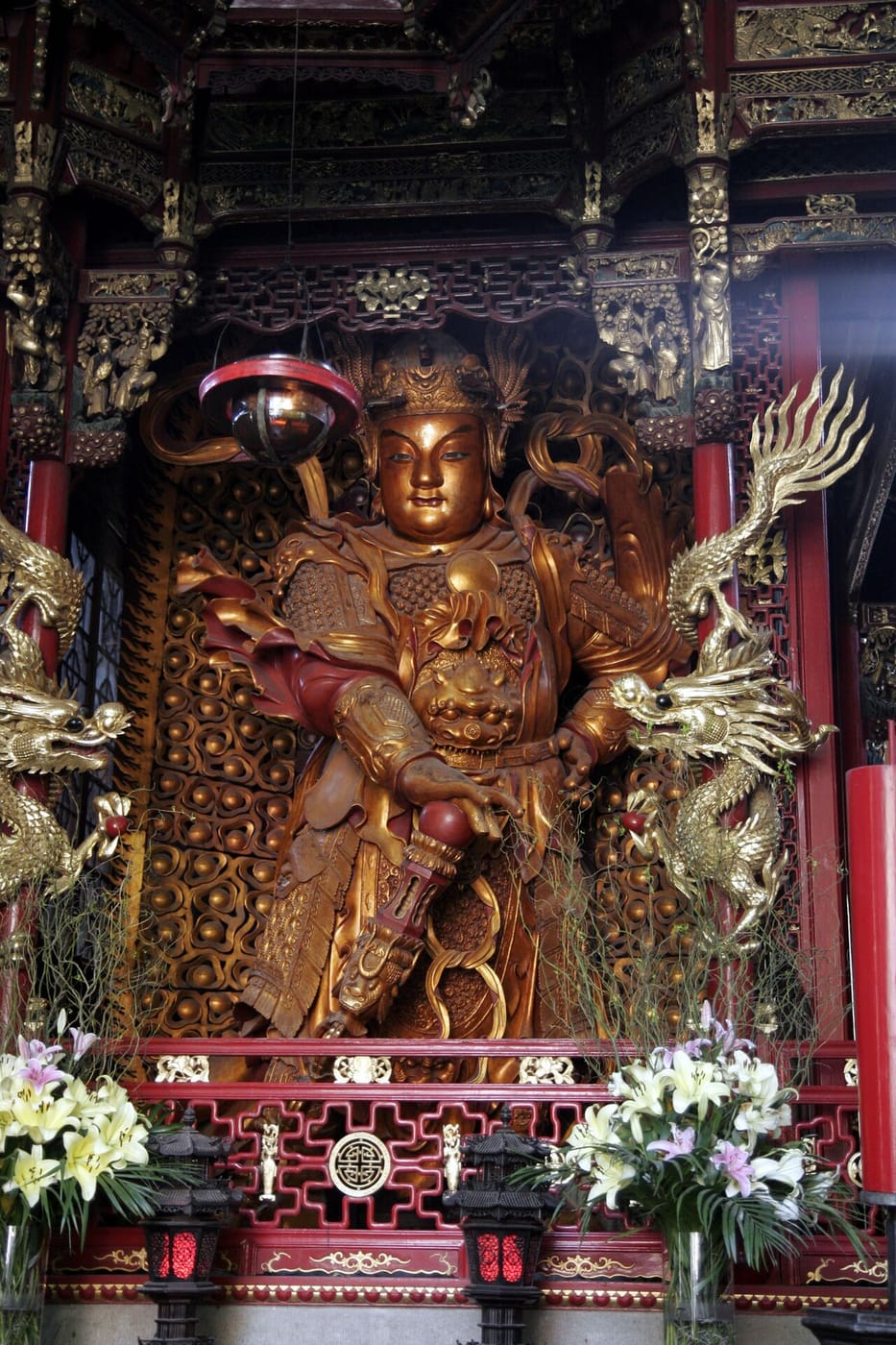 杭州灵隐寺韦陀菩萨彩塑